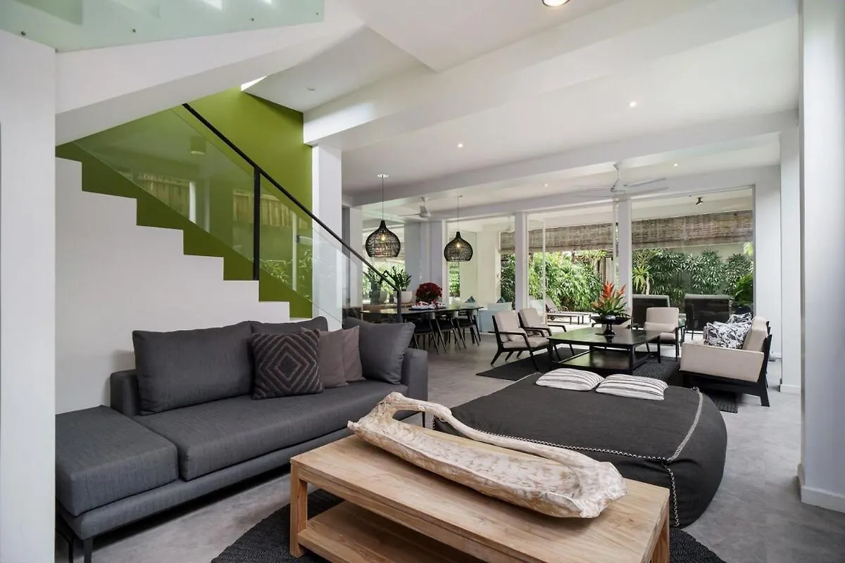 4Br Group Holiday, Walk To Fitness, Food, Beach Seminyak  0*, Seminyak (Bali) Indonesia